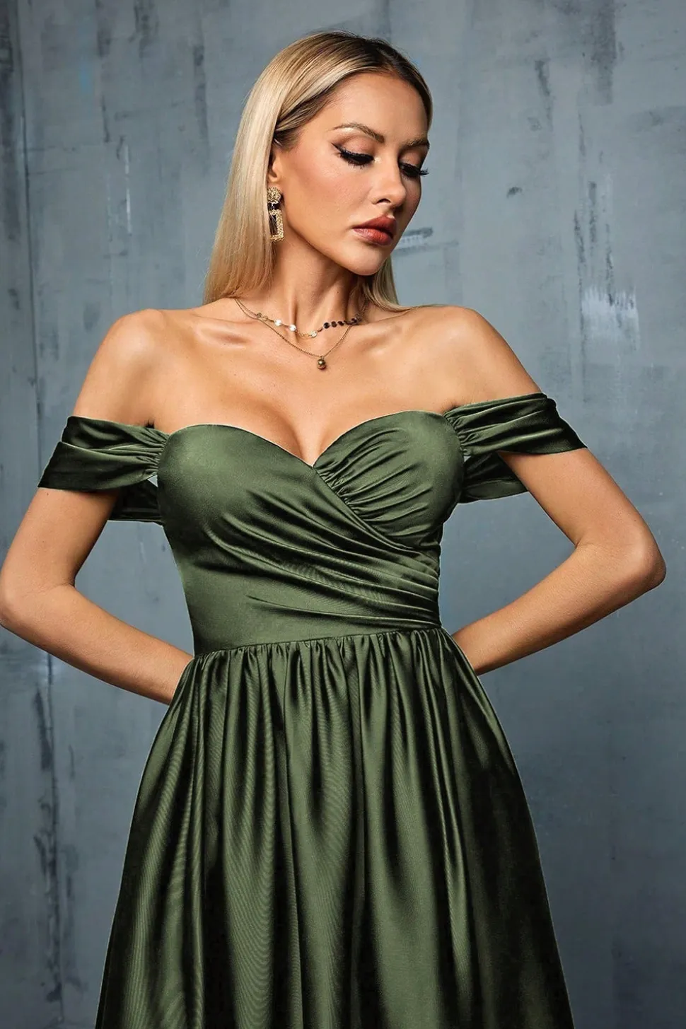 Exército Verde Fora do Ombro Cetim A-Line Long Prom Dress