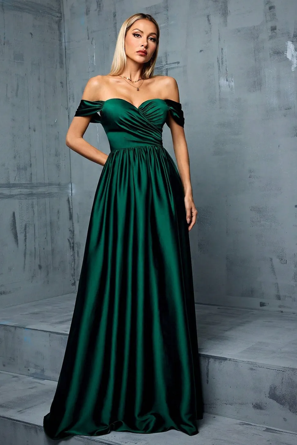 Exército Verde Fora do Ombro Cetim A-Line Long Prom Dress