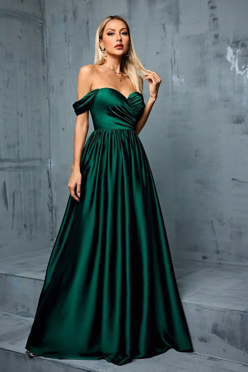 Exército Verde Fora do Ombro Cetim A-Line Long Prom Dress
