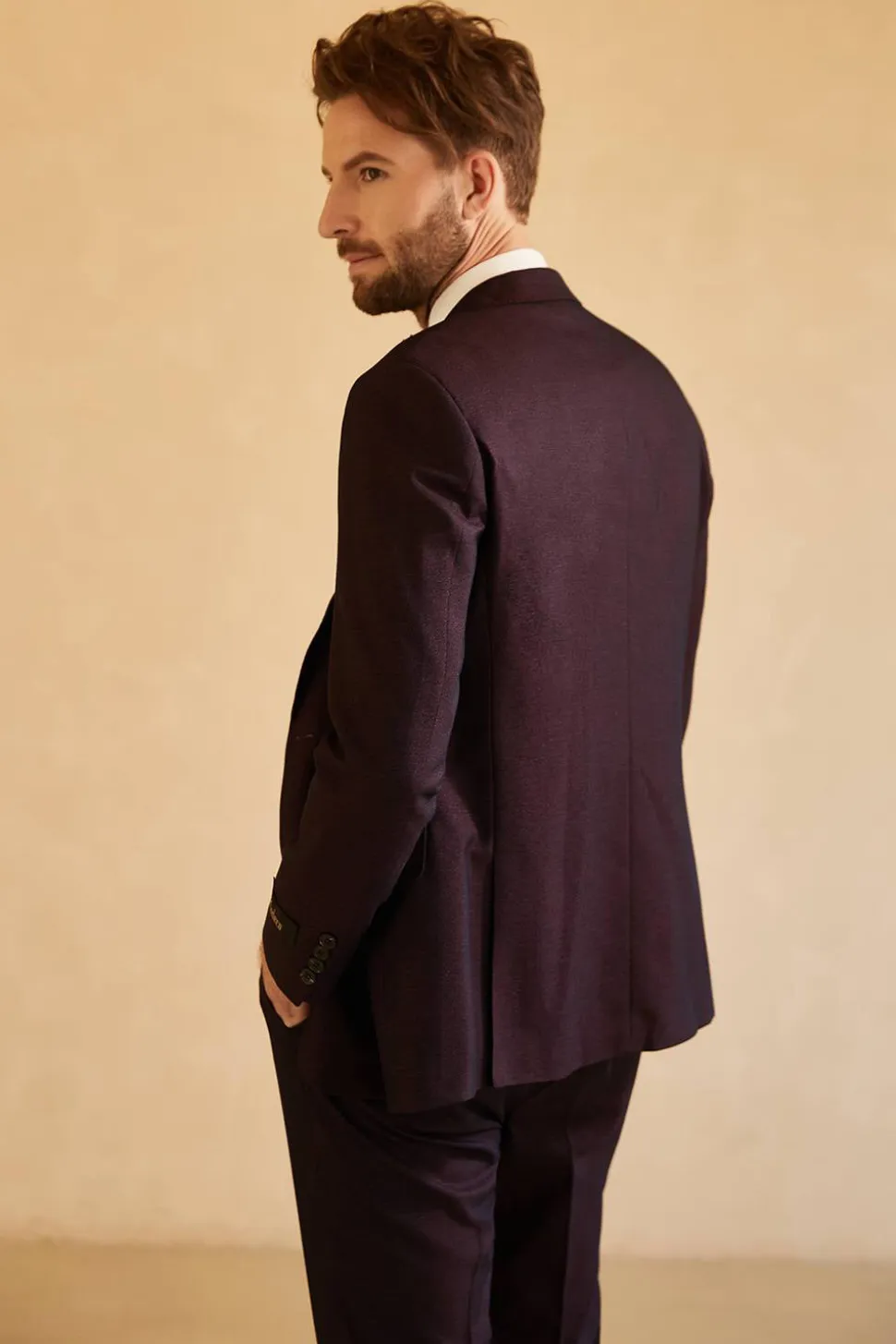 Fato para casamento masculino púrpura