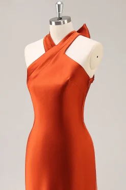 Ferrugem cetim Halter Sereia longo vestido de dama de honra com arco