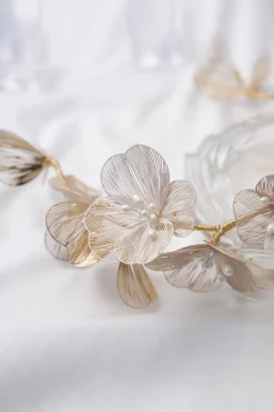 Fita de cabeça de flores de pérola de champanhe