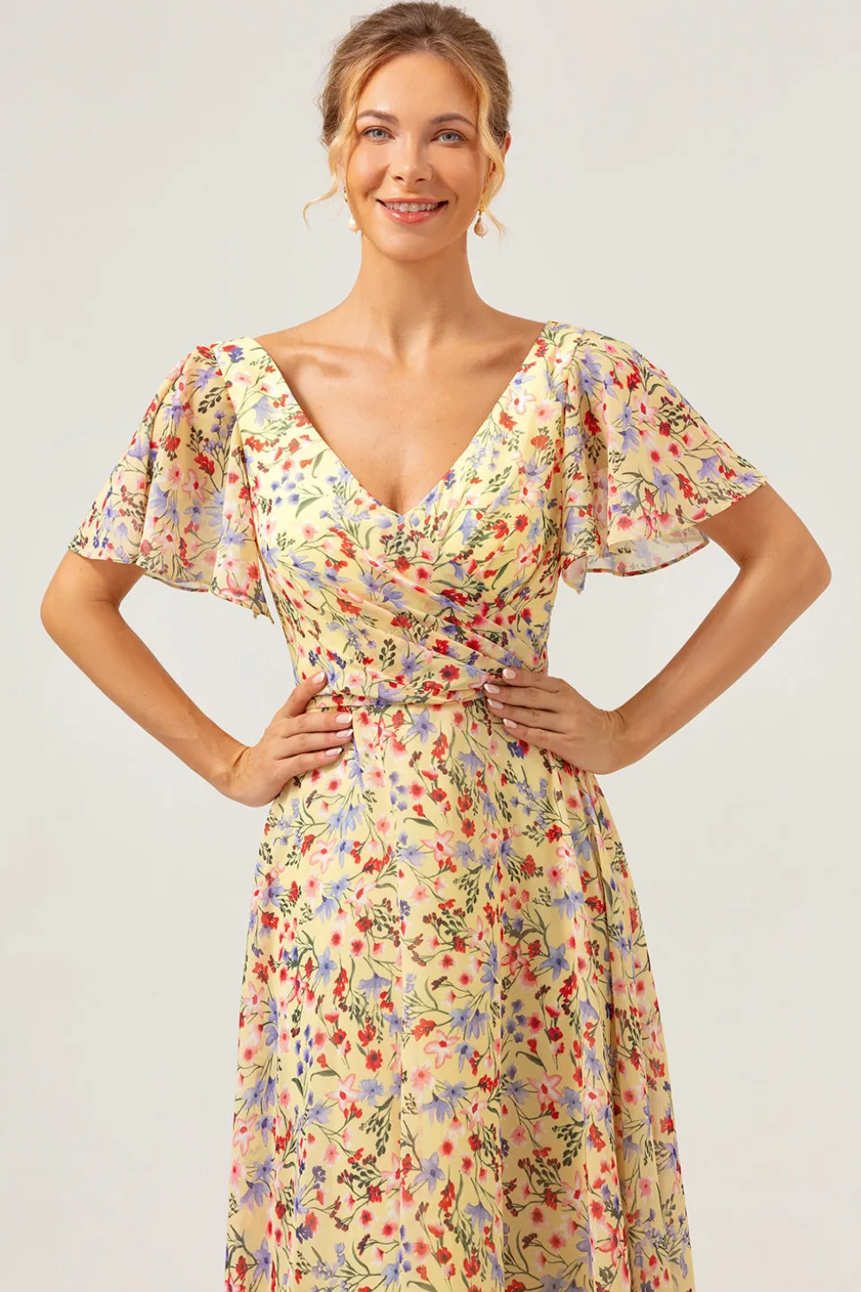 Flor amarela estampada A-Line V-neck mangas curtas longo vestido de baile