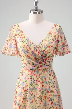 Flor amarela estampada Chiffon A-Line V-neck mangas curtas longo vestido de baile