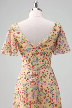 Flor amarela estampada Chiffon A-Line V-neck mangas curtas longo vestido de baile