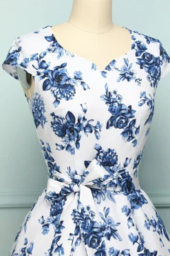 Flor azul branca