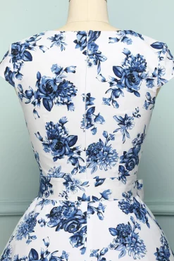 Flor azul branca