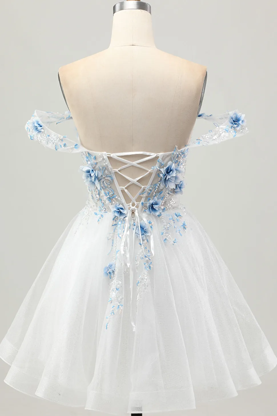 Flor azul branca A-Line fora do espartilho ombro vestido curto Homecoming