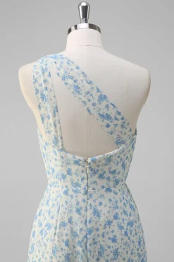 Flor azul branca um ombro vestido de dama de honra com fenda