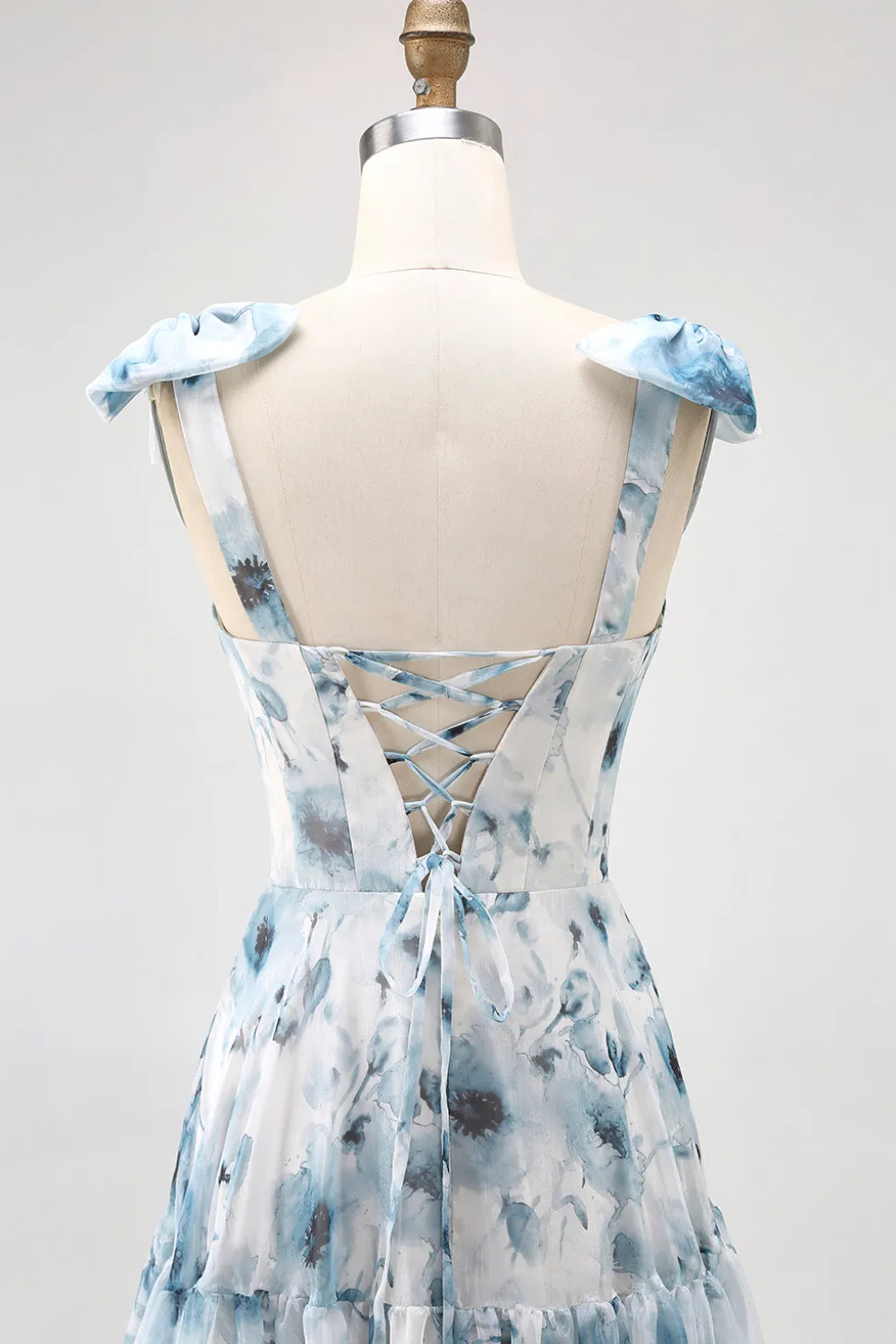 Flor azul estampada uma linha longo vestido de dama de honra com renda-up de volta