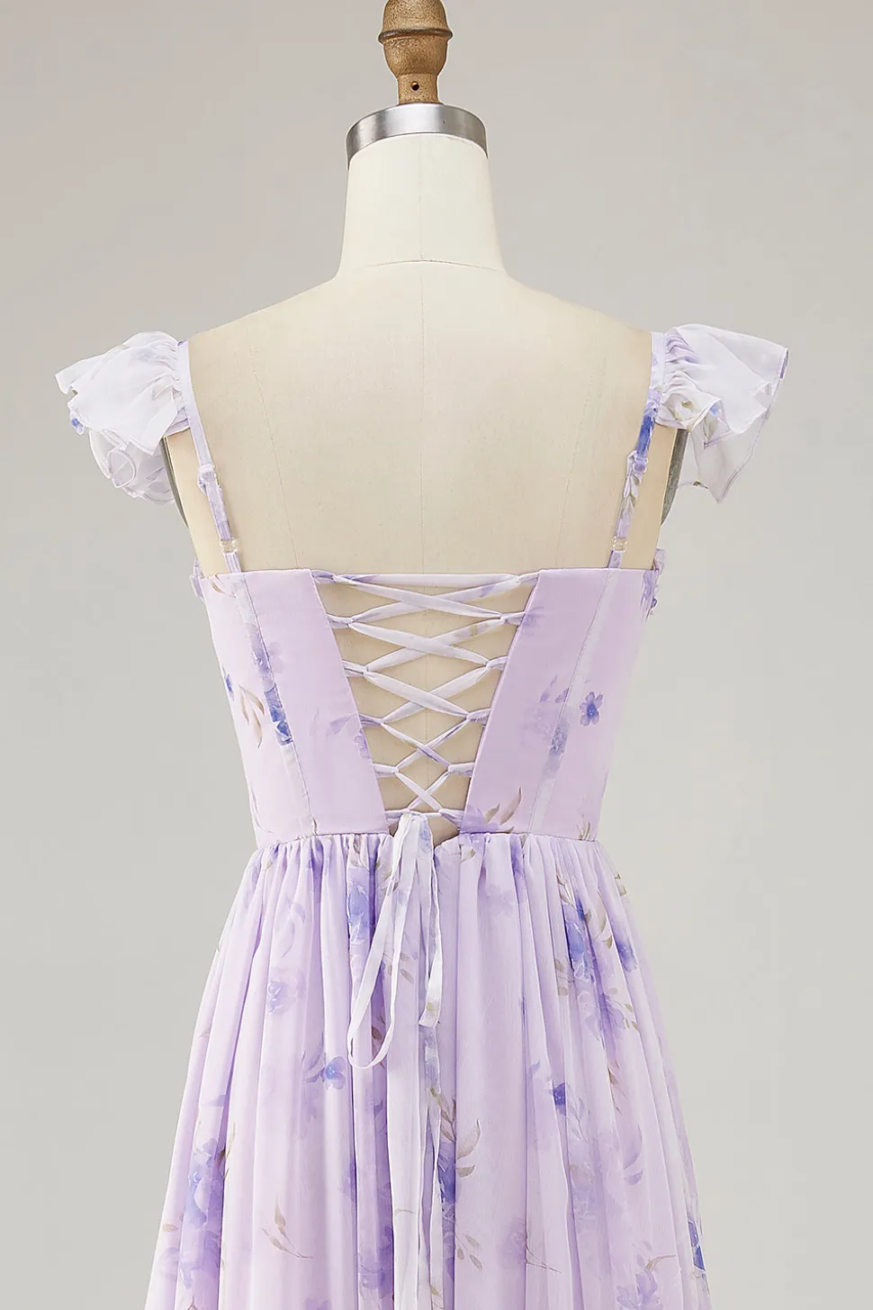 Flor de lavanda estampada babado uma linha vestido de dama de honra com fenda