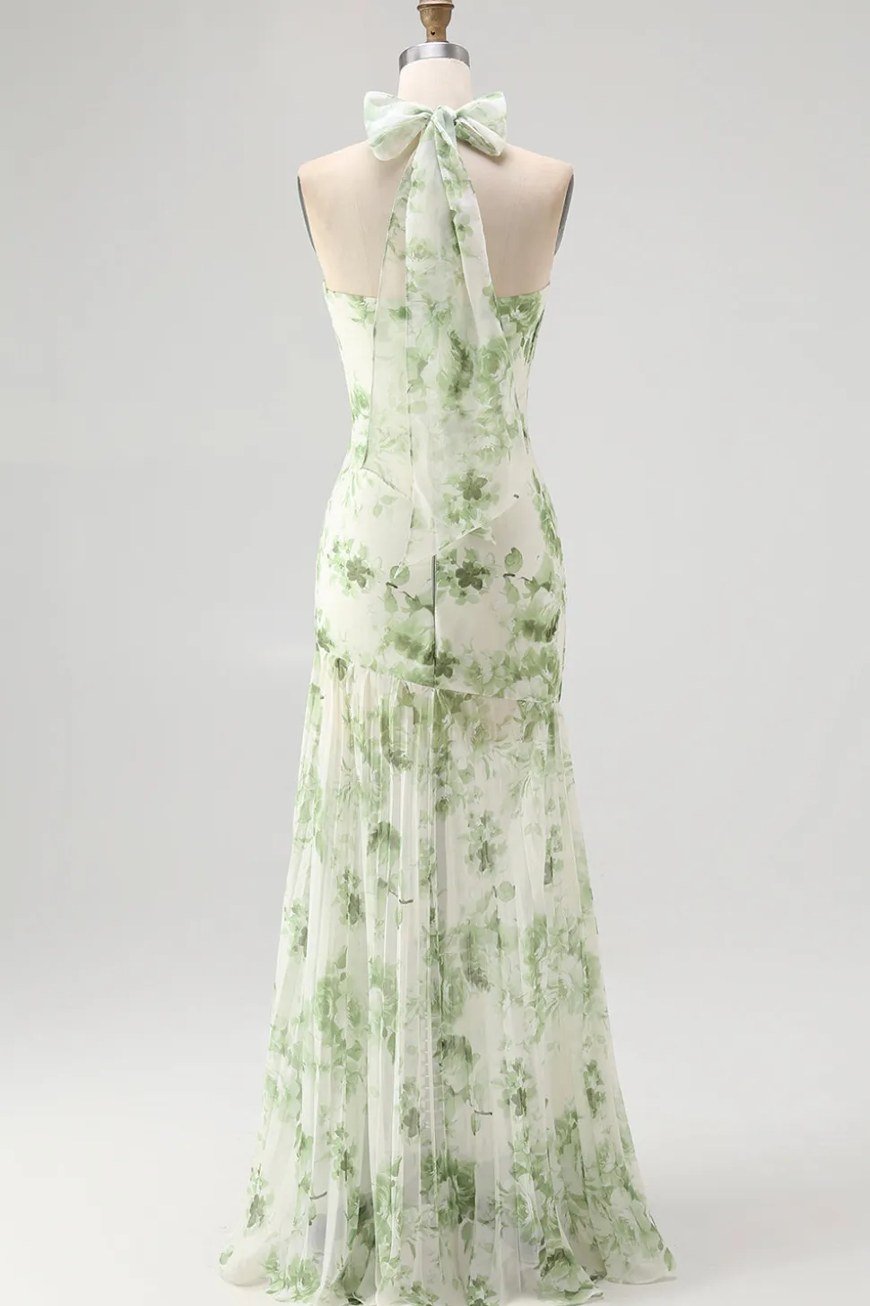 Flor Verde A-Line Halter plissado longo vestido de dama de honra