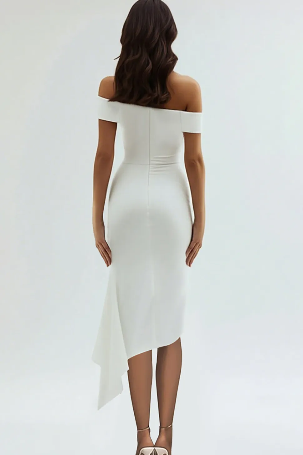 Fora da bainha de ombro cetim chá comprimento branco vestido de formatura