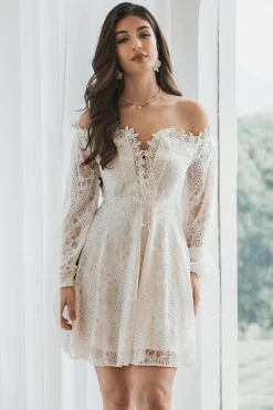 Fora do Ombro Renda Vestidinho Branco com Mangas Longas