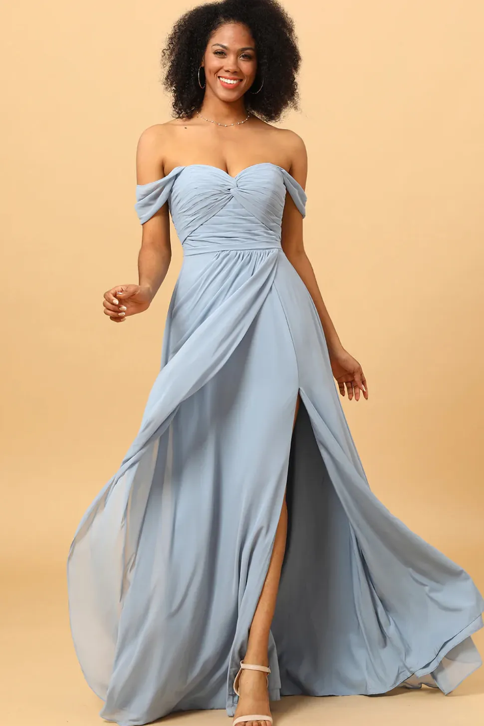 Fora do Ombro Vestido de Dama de Honra Cinza Azul