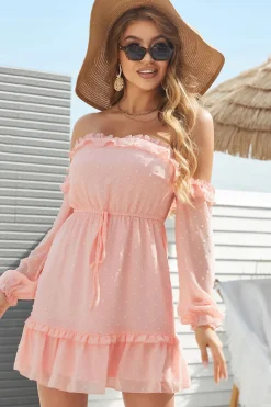 Fora do vestido de homecoming blush ombro com orelha de madeira jacquard
