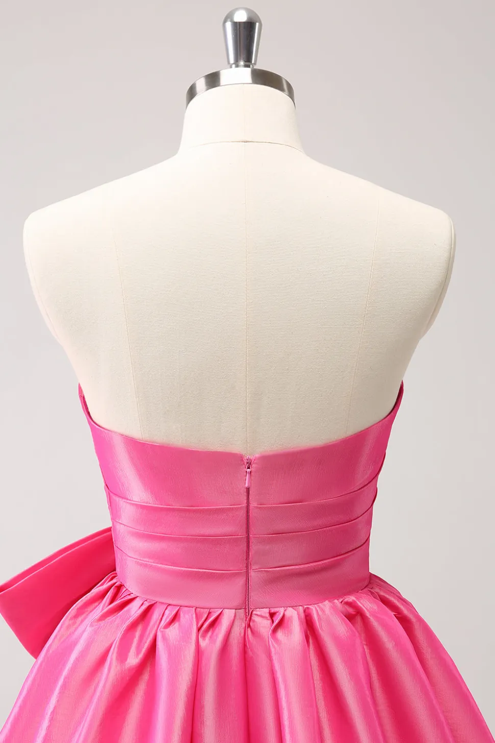 Fuchsia A-Line Strapless Ruffle Vestido Curto Homecoming com Arco