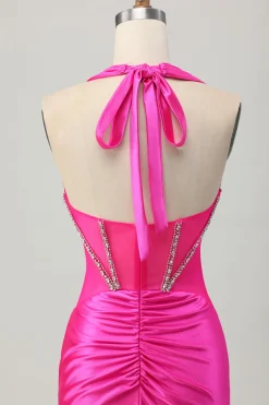 Fuchsia Bodycon Halter Backless cetim Homecoming vestido com strass