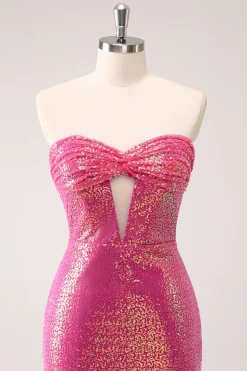 Fuchsia Hollow out Strapless Sequins Vestido Apertado Homecoming com Fenda