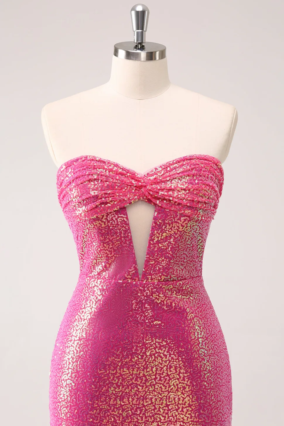 Fuchsia Hollow out Strapless Sequins Vestido Apertado Homecoming com Fenda
