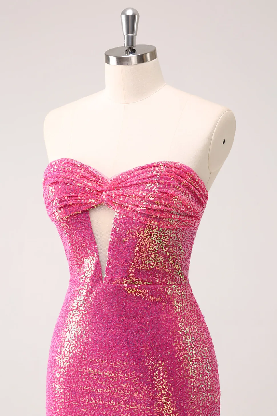 Fuchsia Hollow out Strapless Sequins Vestido Apertado Homecoming com Fenda