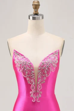 Fuchsia Strapless friso bodycon Homecoming vestido com fenda