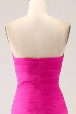 Fuchsia Uma linha querida plissado Keyhole longo vestido de baile com fenda