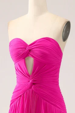 Fuchsia Uma linha querida plissado Keyhole longo vestido de baile com fenda