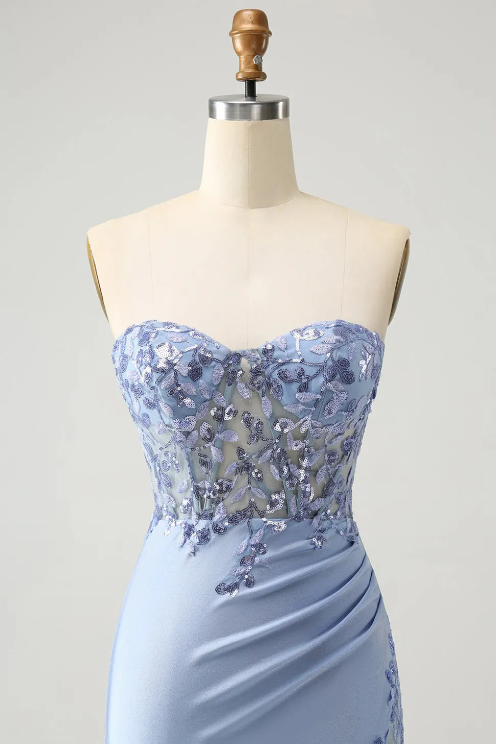 Glitter Lilás Querida Sequined Appliques Strapless Tight Homecoming Dress