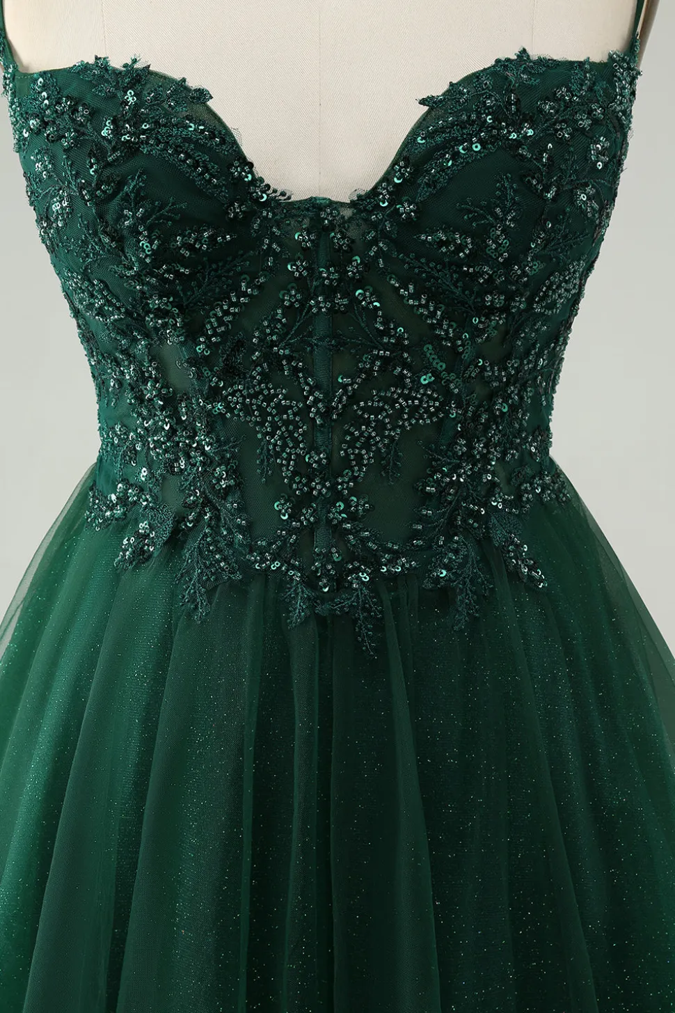 Glitter Verde Escuro A-Line Beaded Appliques Tule Homecoming Dress