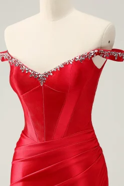Glitter vermelho frisado fora do ombro cetim apertado homecoming vestido