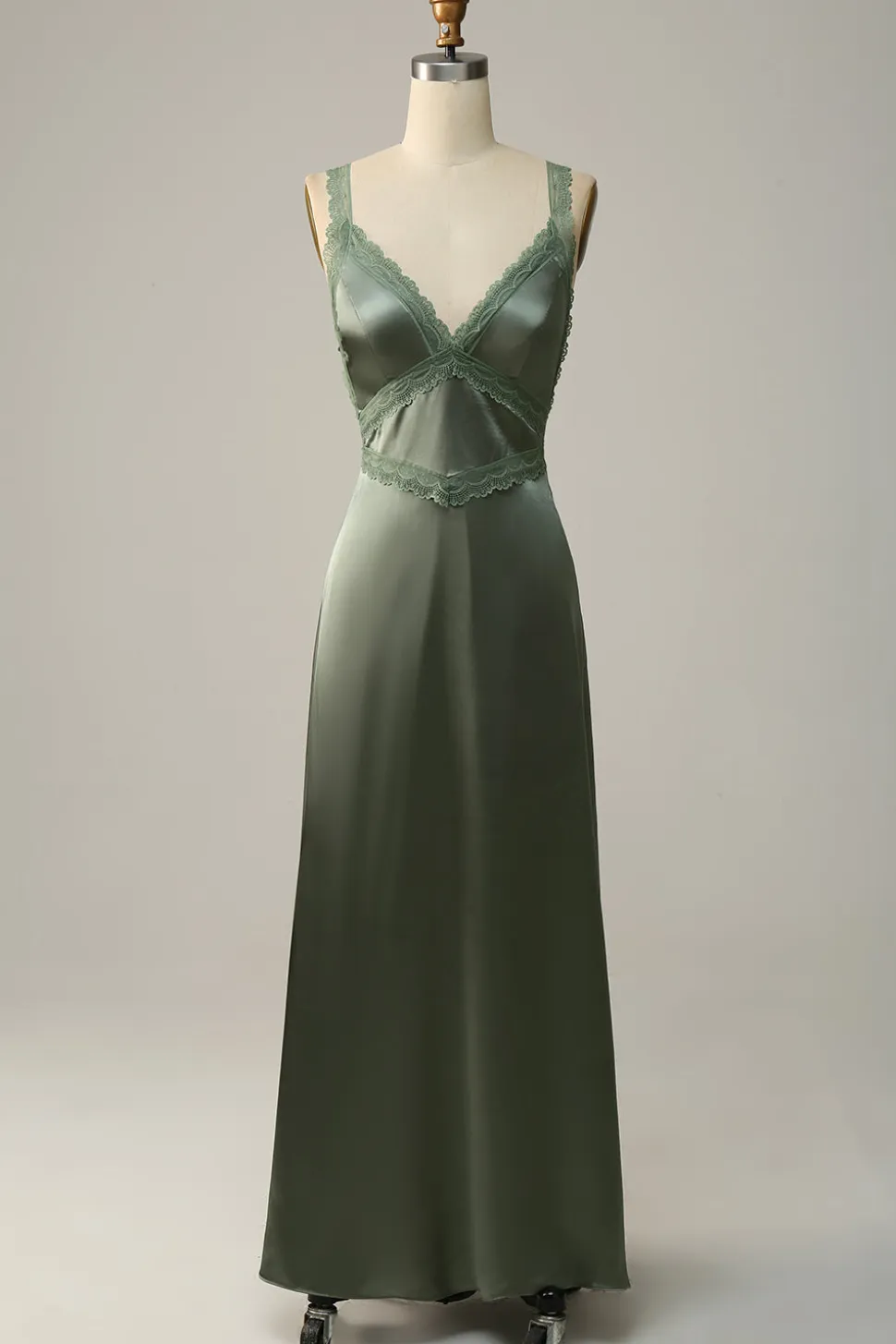 Gola em V Dusty Verde Vestido de Dama de Honor Renda