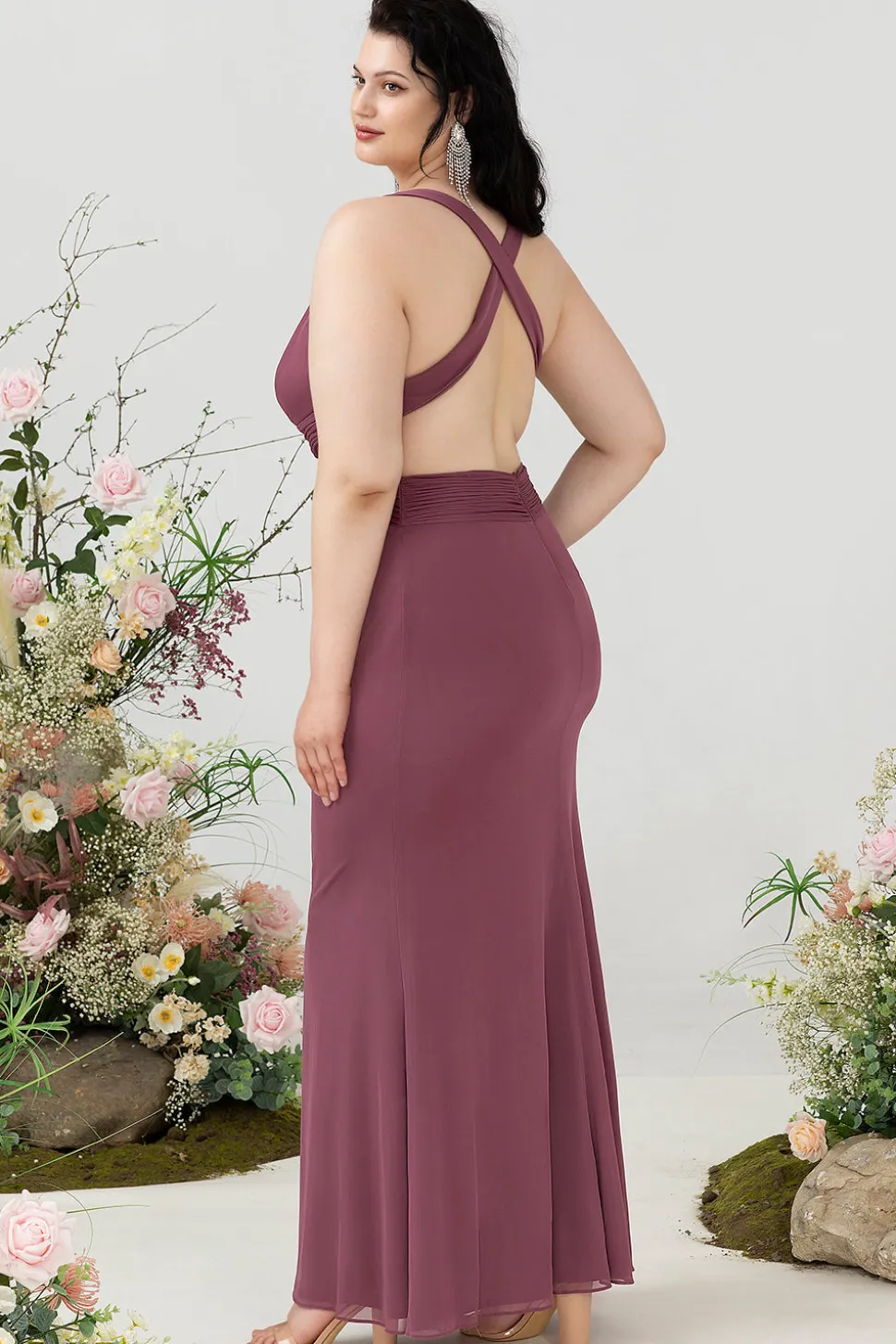 Gola em V Rosa de Deserto Vestido Cerimónia Tamanho Grande