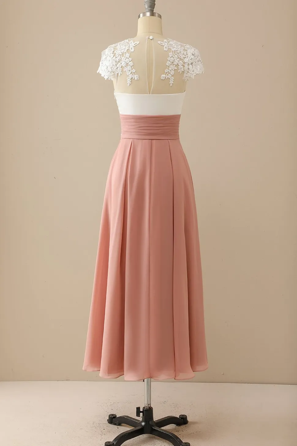 Gola V Apliques Mãe De Vestido De Noiva Mangas Curtas