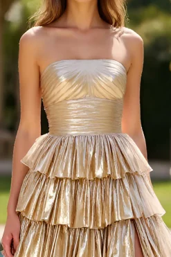 Gold A Line Strapless Glitter Tiered Long Prom Dress com Fenda