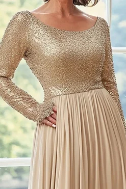 Golden A Line Chiffon Plissado Mãe do Vestido da Noiva com Mangas Longas