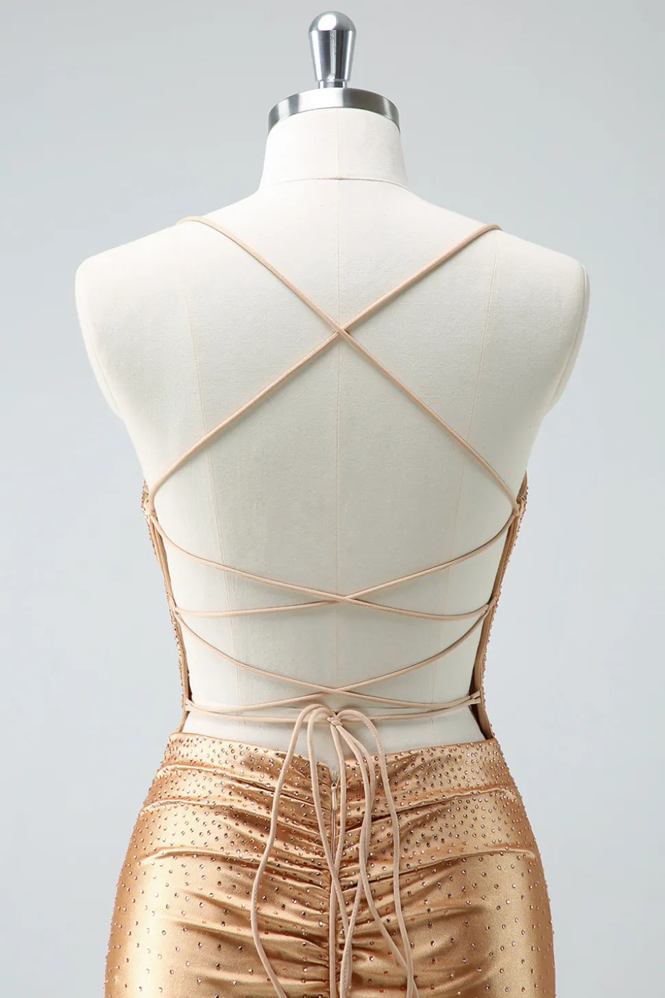 Golden Bodycon Esparguete Correias Ruched Missanga Homecoming Dress com renda para trás