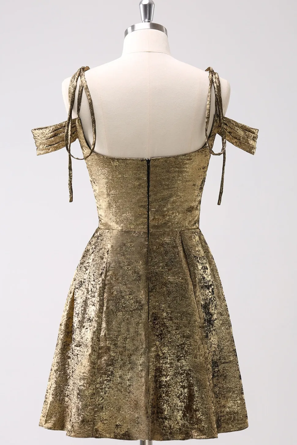Golden Cold Shoulder A-Line Vestido Curto Homecoming