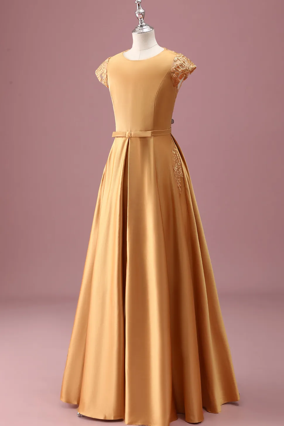 Golden Round Neck Chiffon Uma Linha Mangas Curtas Junior Vestido Madrinha