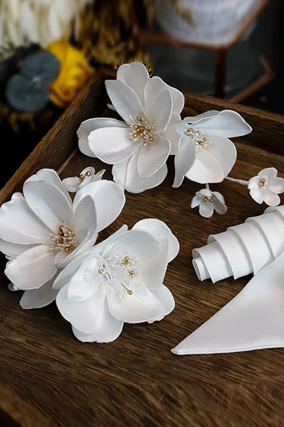 Grampos de cabelo de flor de tecido elegante branco