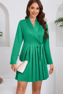 Green A Line plissado vestido curto de cocktail com arco
