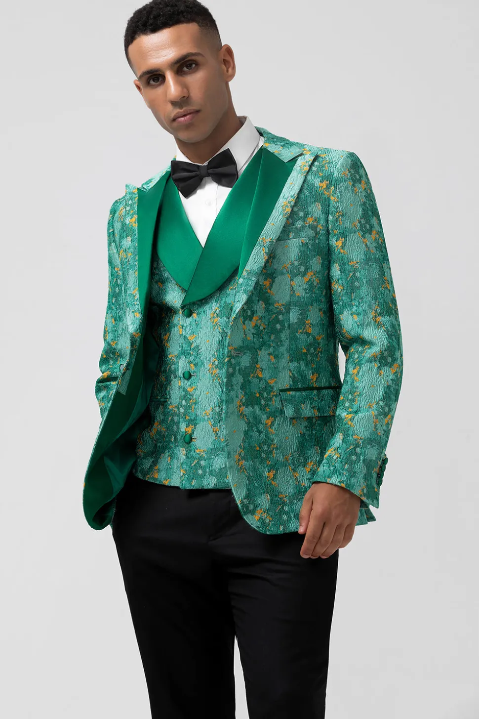 Green Peak Lapel 3 Peça Jacquard Um Botão Masculino Prom Suits