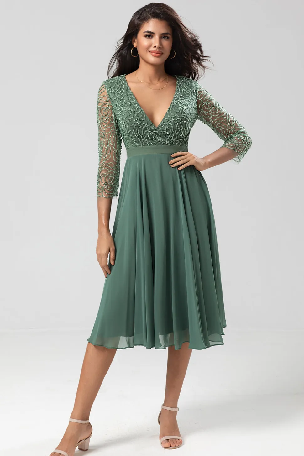 Guardião do Meu Coração Uma Linha V-Neck Eucalipto Vestido Madrinha com Mangas Longas