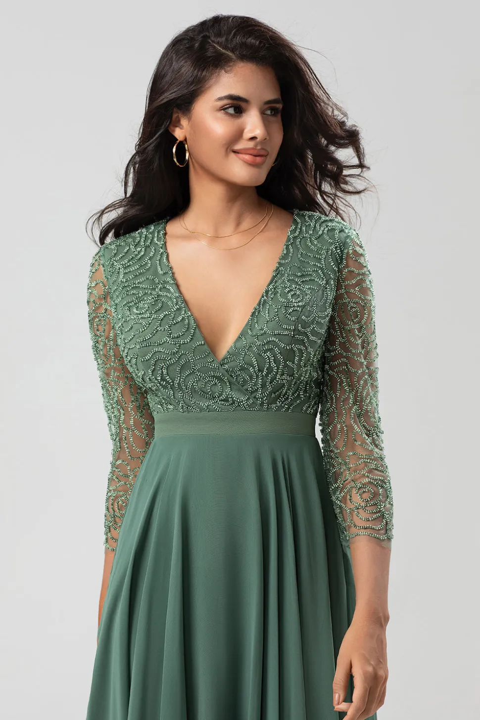 Guardião do Meu Coração Uma Linha V-Neck Eucalipto Vestido Madrinha com Mangas Longas