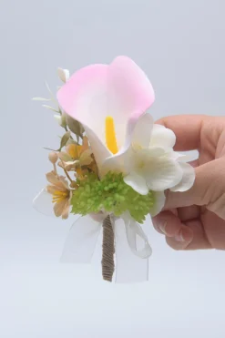Homens cor-de-rosa Boutonniere para festa de casamento de baile