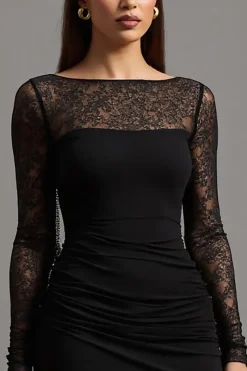 Ilusão Pescoço Bainha Preta Mangas Longas Vestido Formal com Fenda