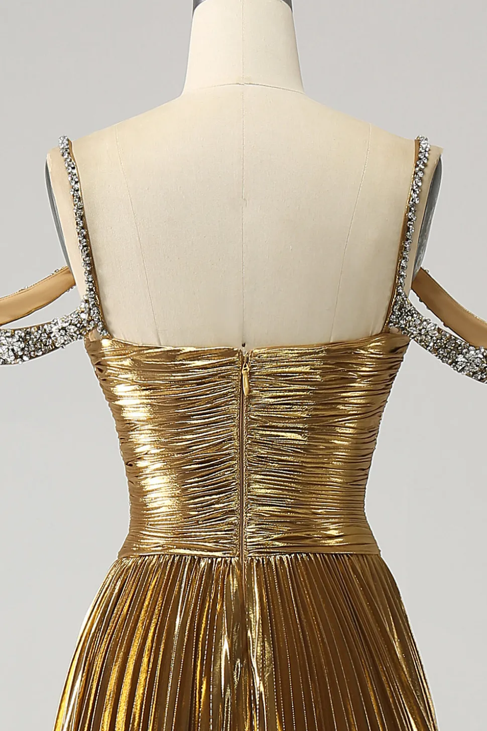 Impressionante uma linha fora do ombro dourado vestido longo baile de formatura com buraco de fechadura