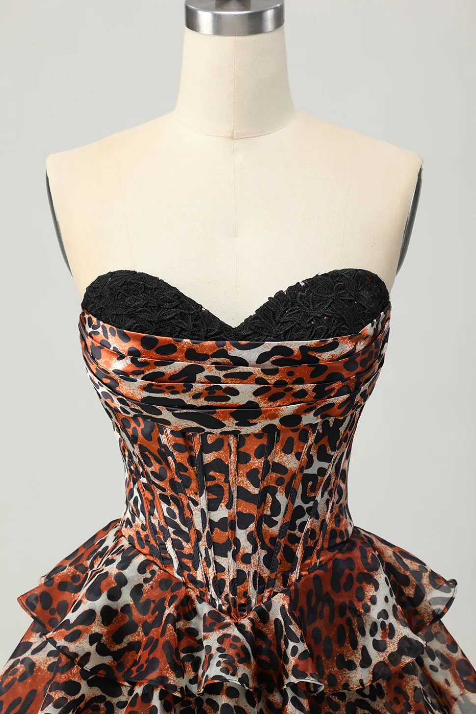Khaki Leopard A-line Sweetheart Tiered Corset Vestido Curto Homecoming