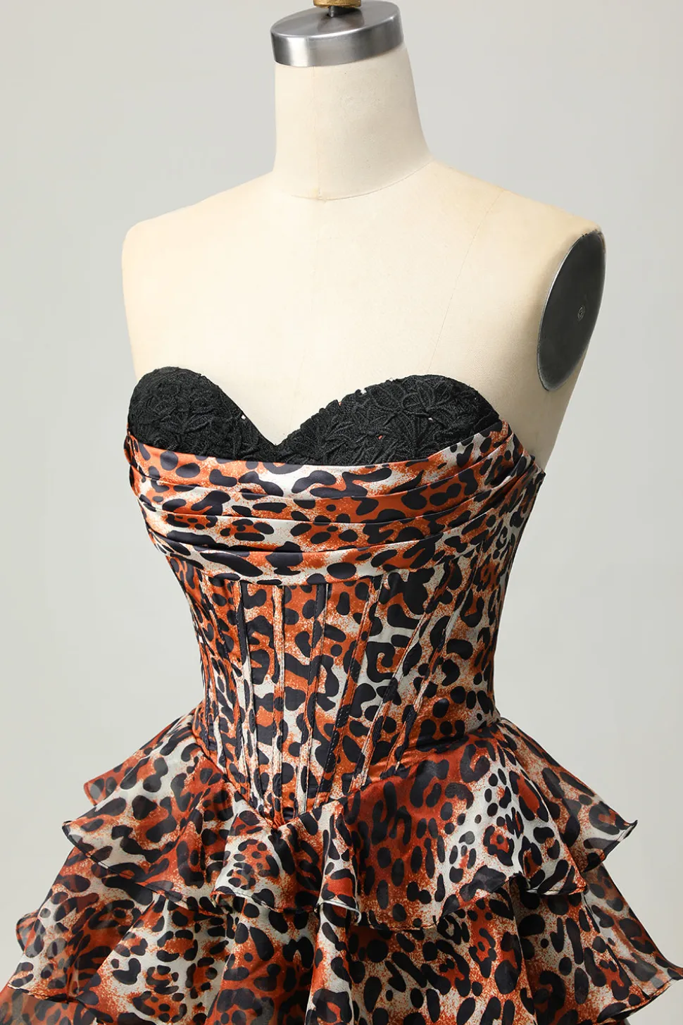 Khaki Leopard A-line Sweetheart Tiered Corset Vestido Curto Homecoming