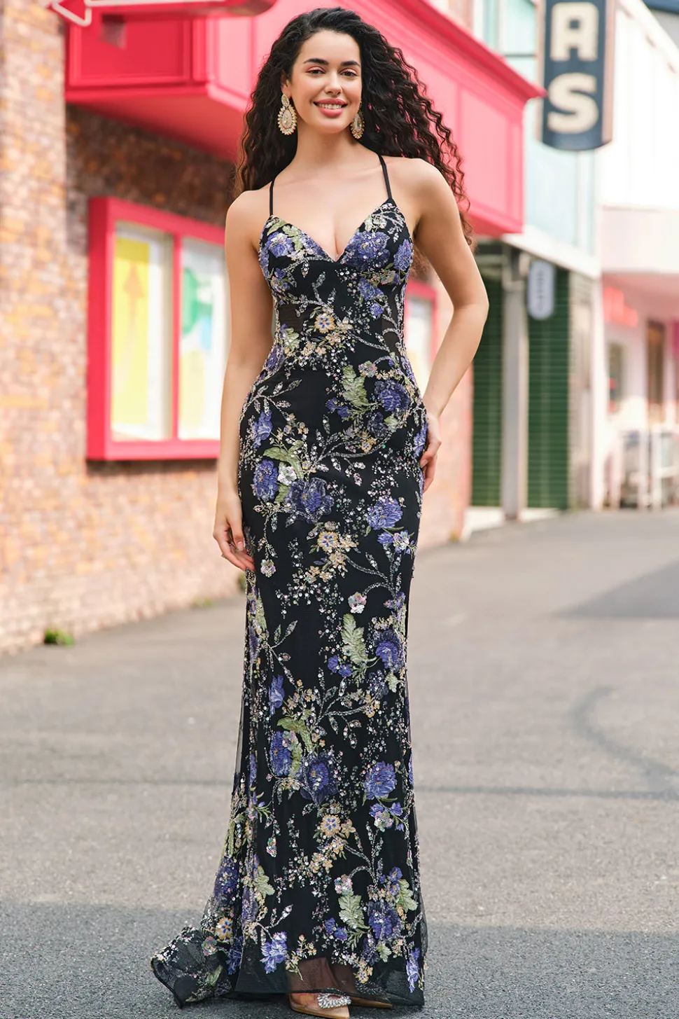 Lantejoulas brilhantes Sereia Esparguete Correias Preto Vestido de Baile com Apliques